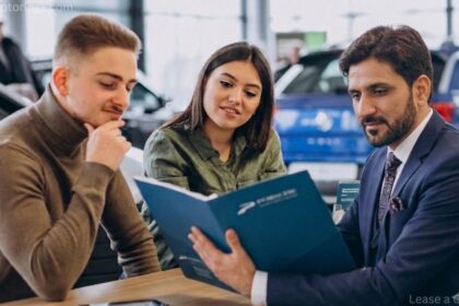 Ottawa dealership showroom offering car lease deals